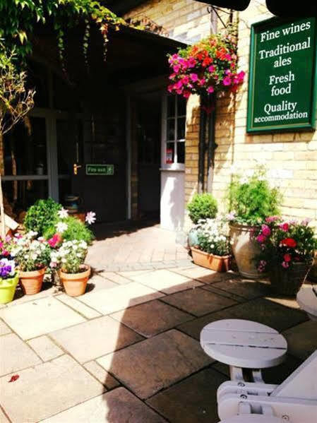 The White Hart Country Inn Fulbourn Extérieur photo